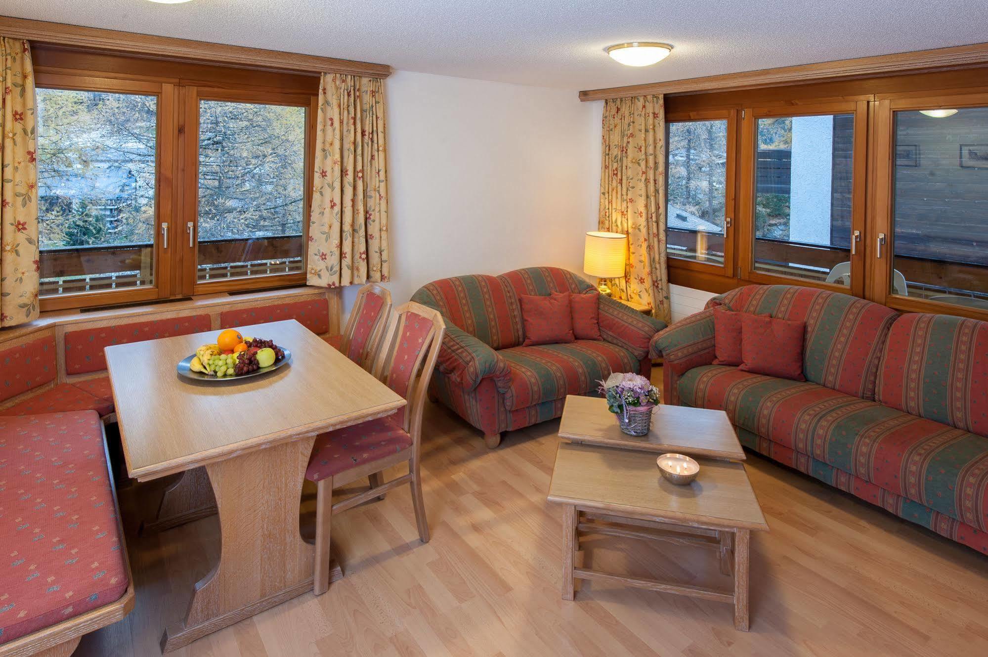 Appartements Zermatt Paradies Экстерьер фото