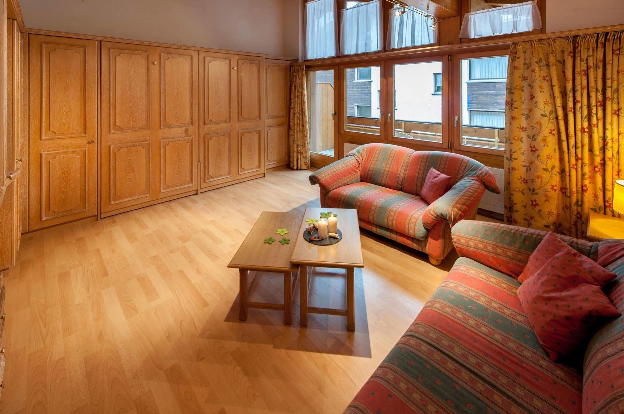 Appartements Zermatt Paradies Экстерьер фото