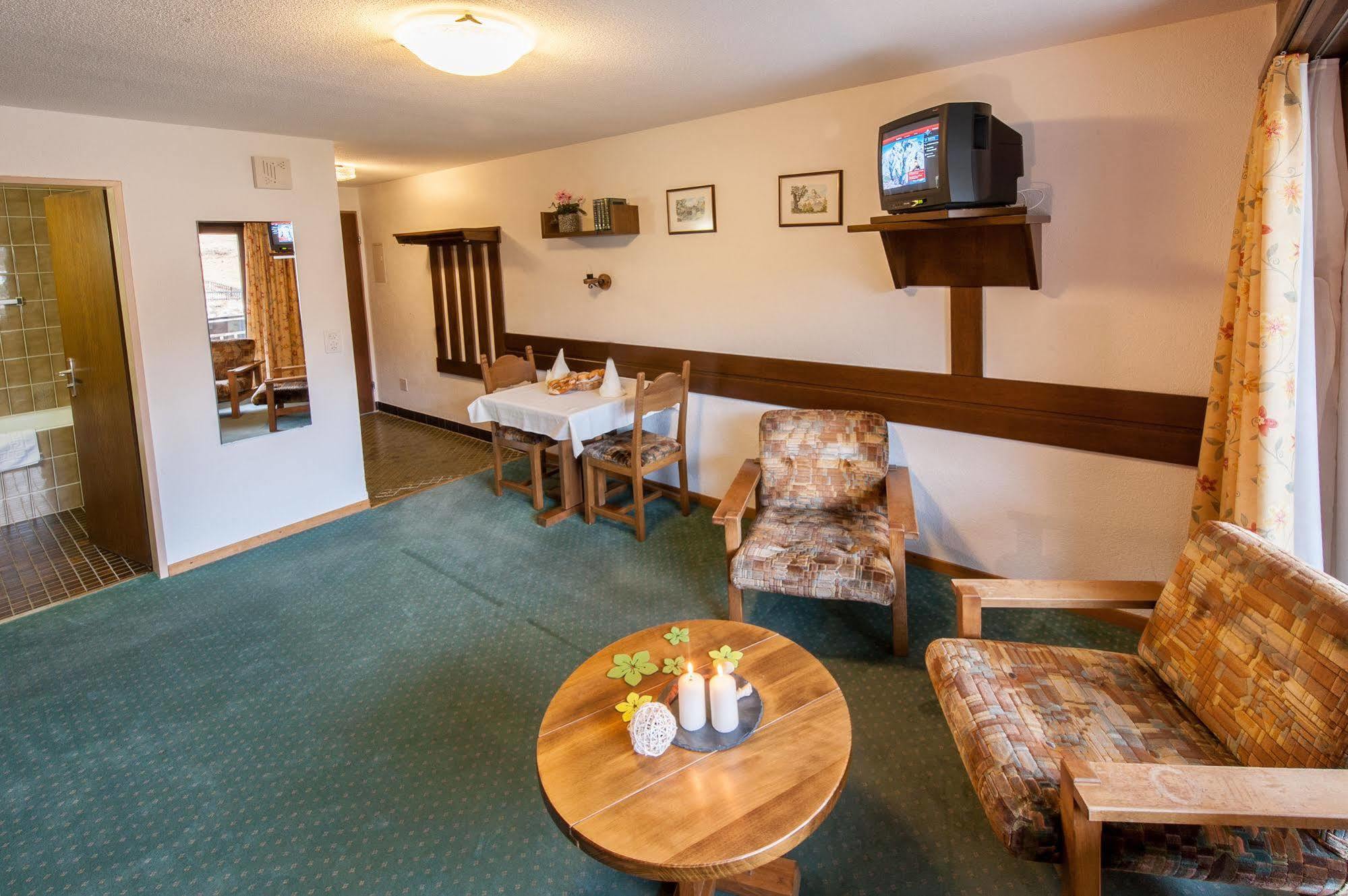 Appartements Zermatt Paradies Экстерьер фото
