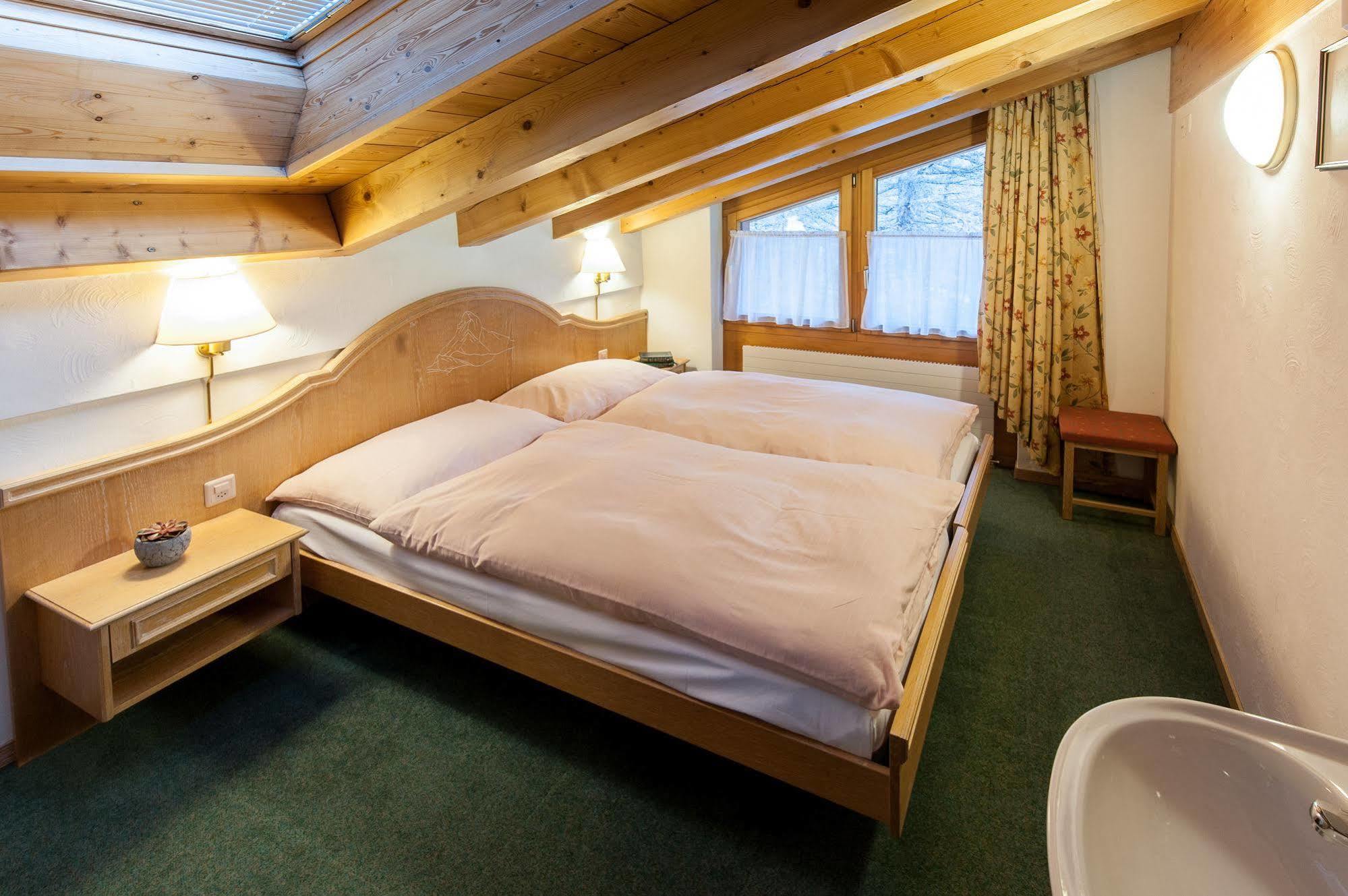 Appartements Zermatt Paradies Экстерьер фото